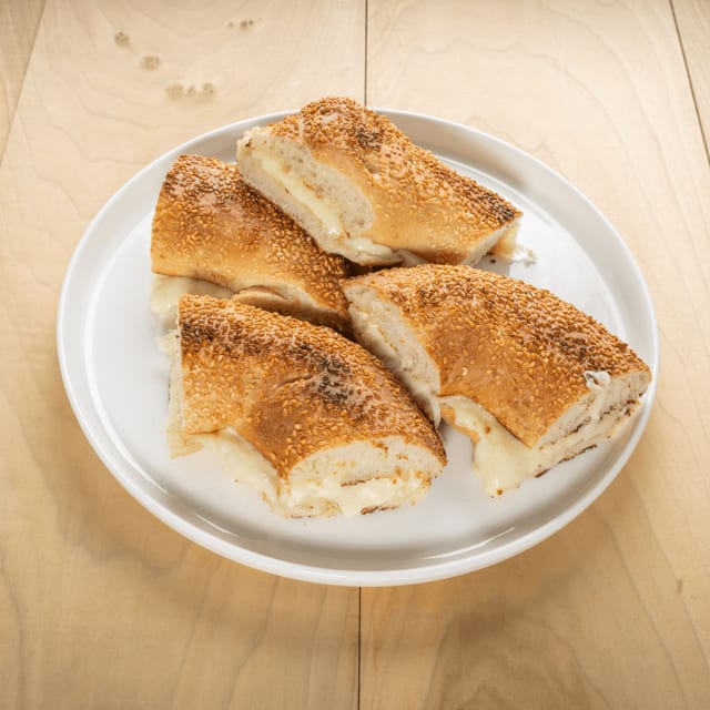 Mozzarella Melt J-Bagel.