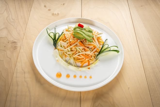 Kani Salad Roll.