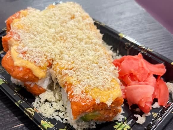 Spicy Tuna Supreme Roll.