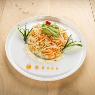 Spicy Kani Salad Roll